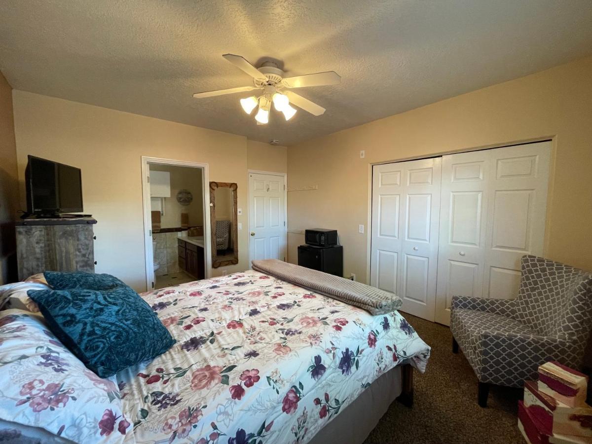 Zion'S Blue Sage Bed & Breakfast Hildale Esterno foto